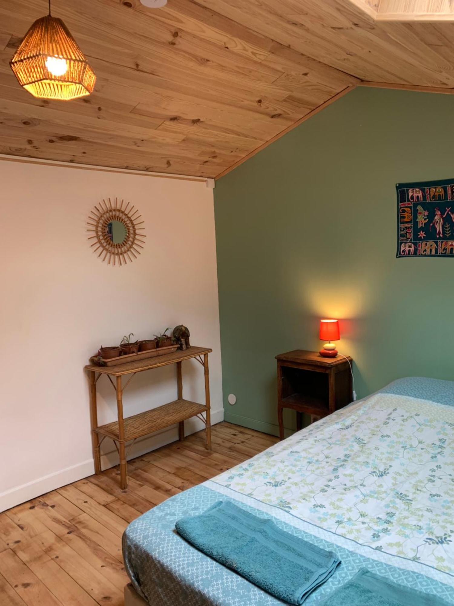 Les Favouilles - Gite & Chambres D Hotes Dauphin Kültér fotó