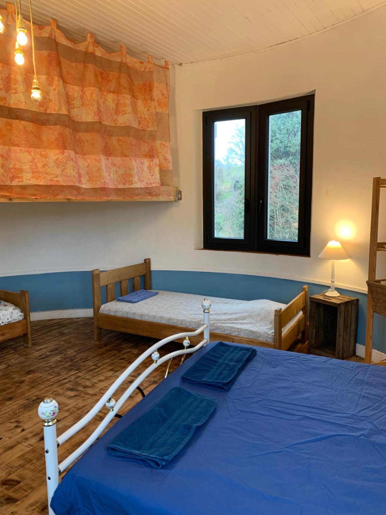 Les Favouilles - Gite & Chambres D Hotes Dauphin Kültér fotó