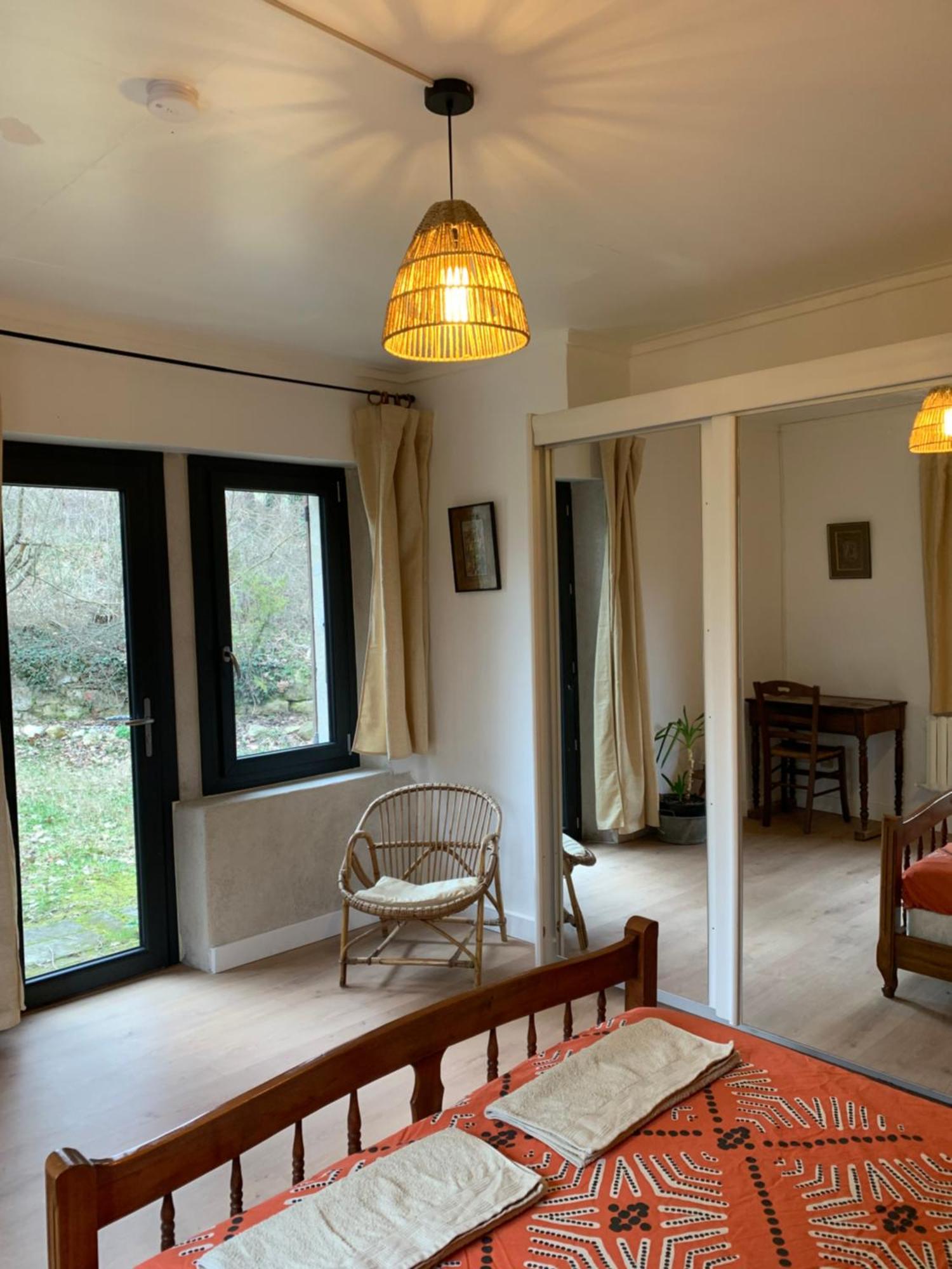 Les Favouilles - Gite & Chambres D Hotes Dauphin Kültér fotó